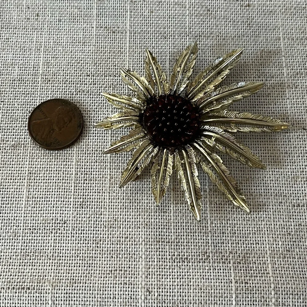 Gold and Brown Sunburst  SARAH COVENTRY Vintage Large Flower Sunflower Brooch